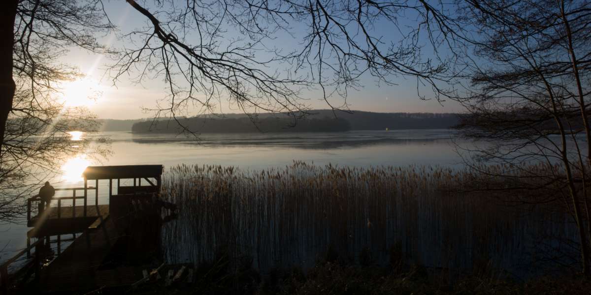 Der Pinnower See im Zauber der Abendsonne.